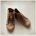 Load image into Gallery viewer, Harvey Sneakers - Taupe