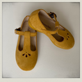 Load image into Gallery viewer, Isabella Shoes - Mustard
