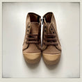 Load image into Gallery viewer, Harvey Sneakers - Taupe

