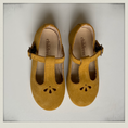 Load image into Gallery viewer, Isabella Shoes - Mustard
